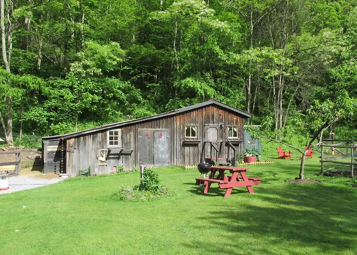 The Renovated Barn At Seneca Rocks